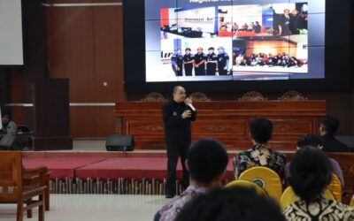 Praktisi Bisnis Berbagi Pengalaman dalam Kuliah Tamu di UM